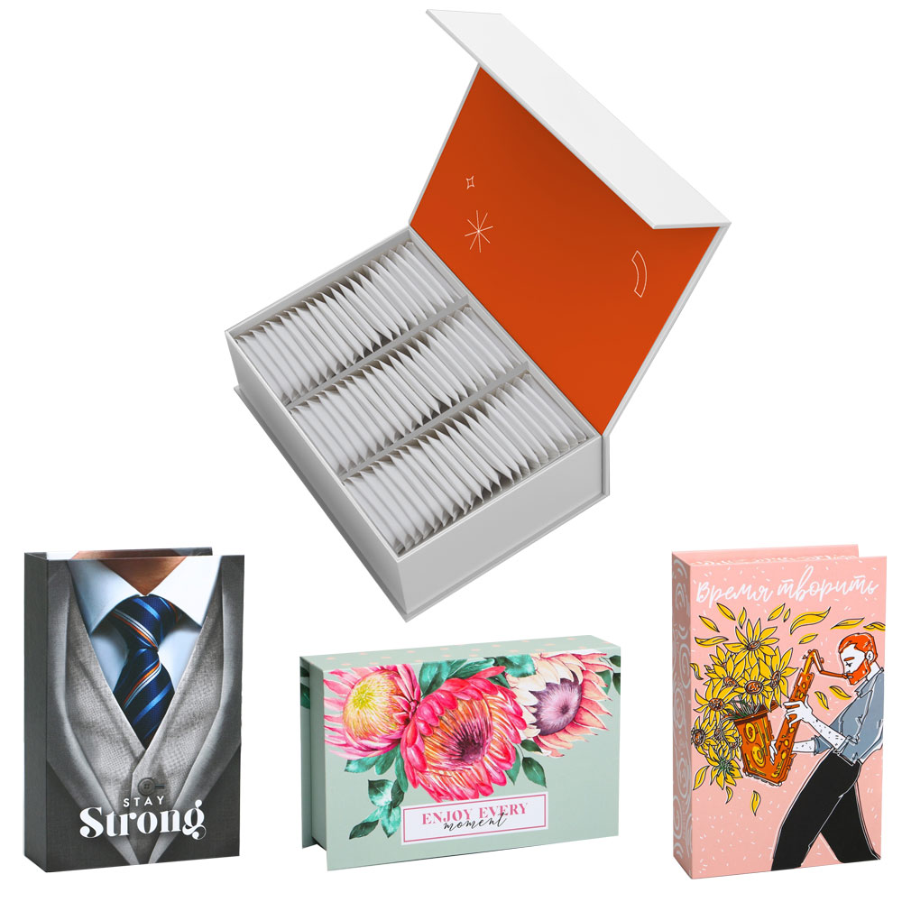 Коробка с секциями из переплетного картона с чайными пирамидками в саше с логотипом