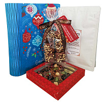 Подарочный набор кофе, шоколада и зефира на Новый год в деревянной коробке "Елочные игрушки"